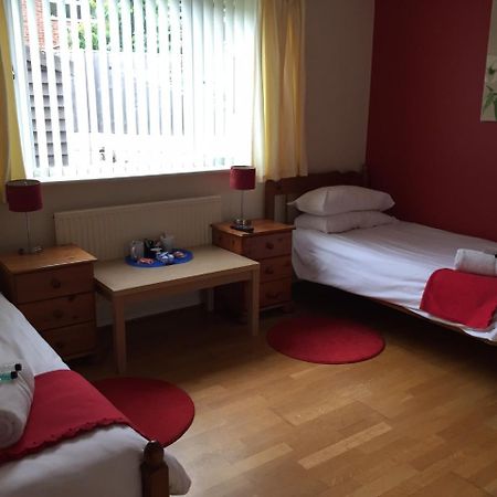 Red Lion Accommodation 애빙던 외부 사진